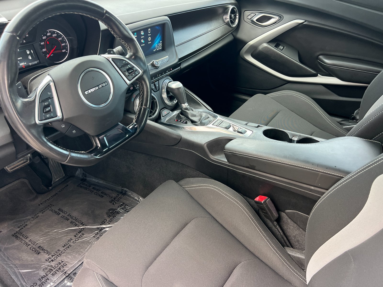 Used 2018 Chevrolet Camaro LT RWD image 10