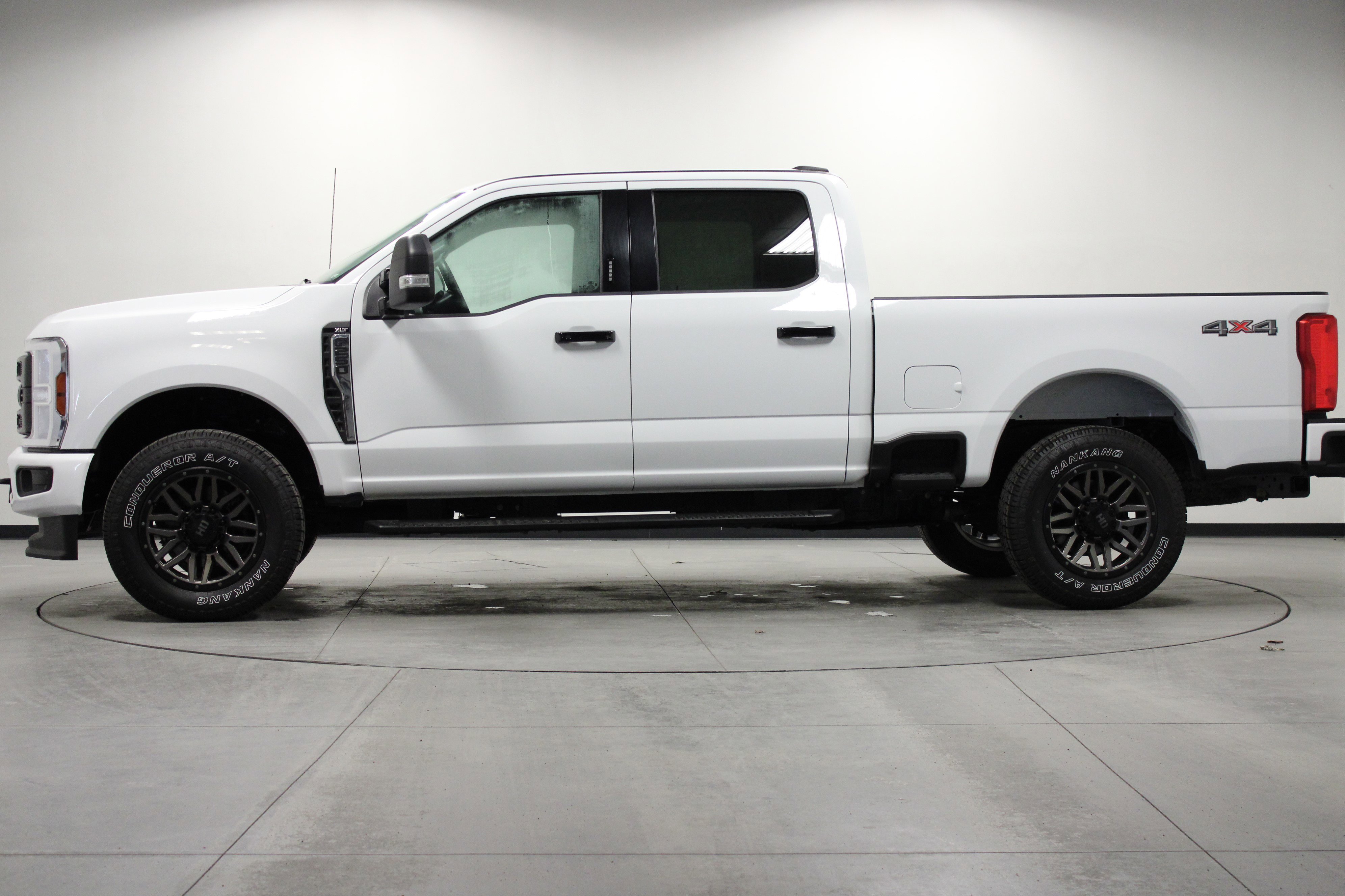 Used 2024 Ford F250 XLT image 7