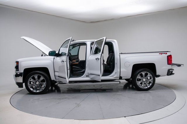 Used 2018 Chevrolet Silverado 1500 LTZ w/ LTZ Plus Package image 18