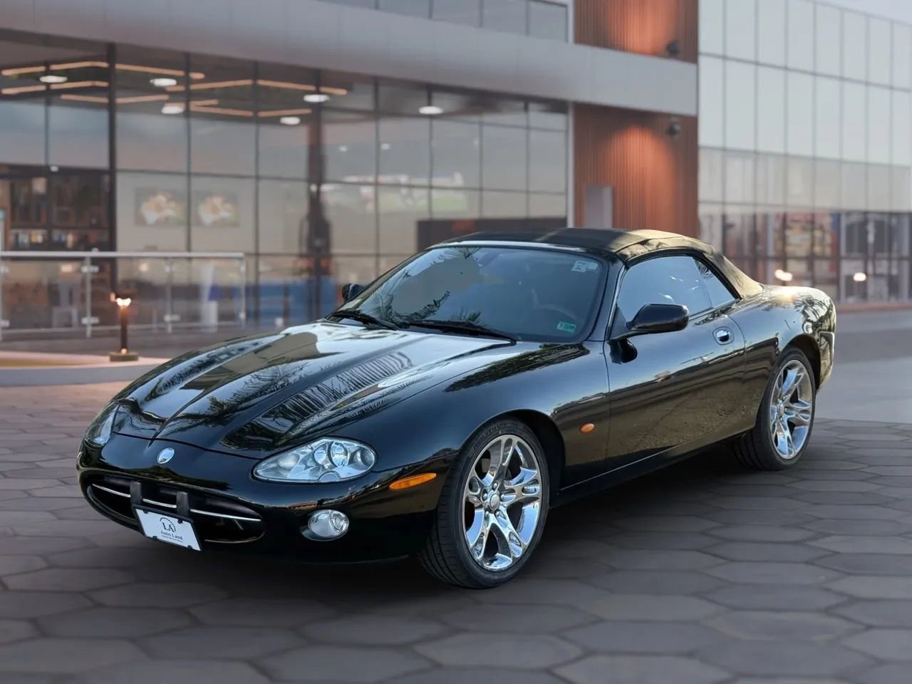 Used 2004 Jaguar XK8 Convertible RWD image 11