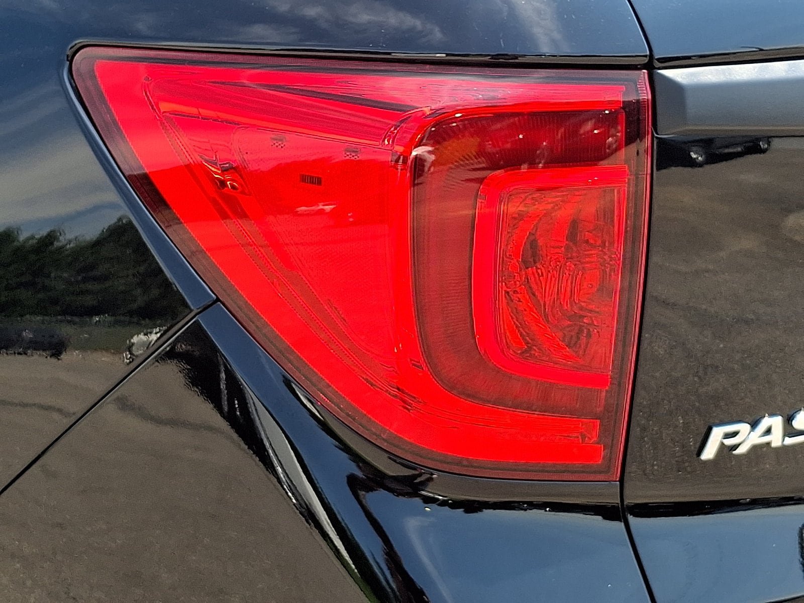 Used 2023 Honda Passport EX-L image 23