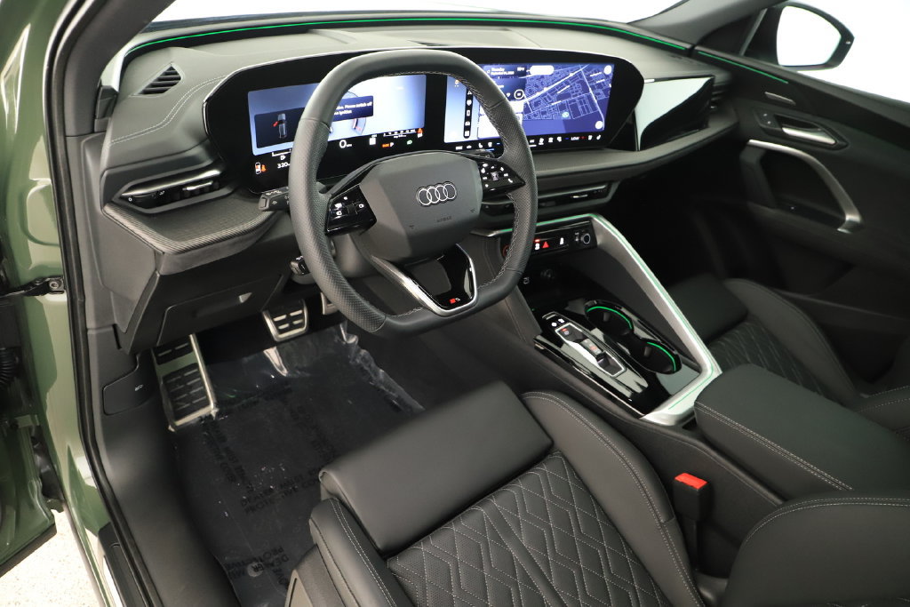 Used 2026 Audi SQ5 Premium Plus AWD/4WD image 15