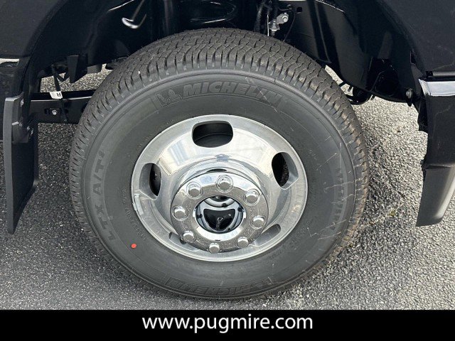 New 2026 Ford F350 Platinum w/ Platinum Plus Package image 12