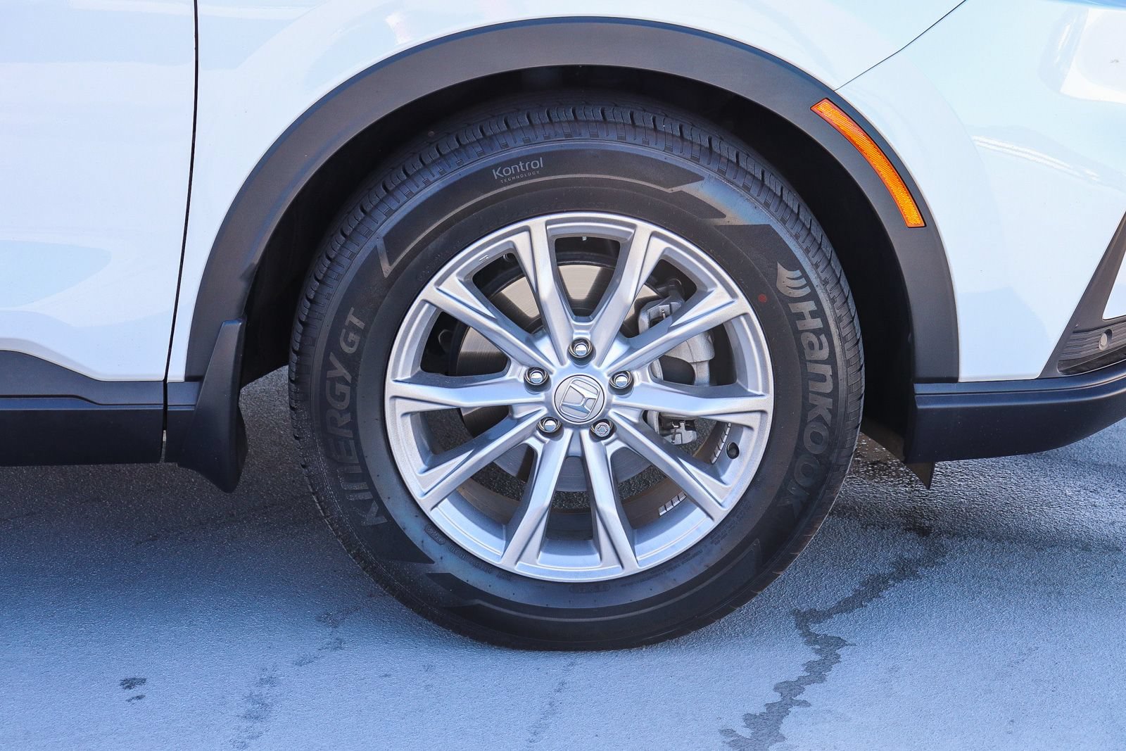 Used 2025 Honda CR-V EX-L image 10