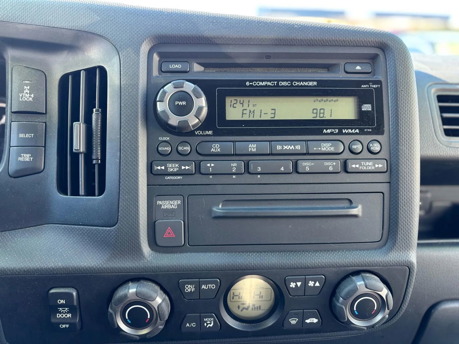 Used 2014 Honda Ridgeline RTL image 22