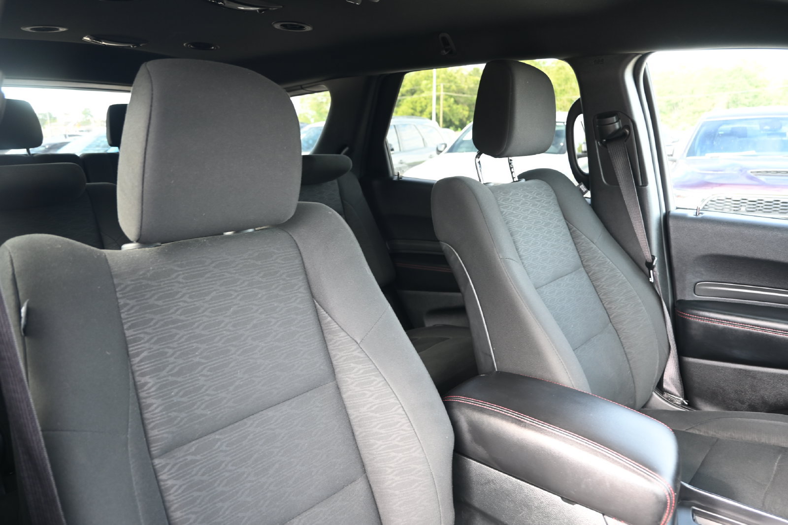 Used 2025 Dodge Durango GT AWD/4WD image 33