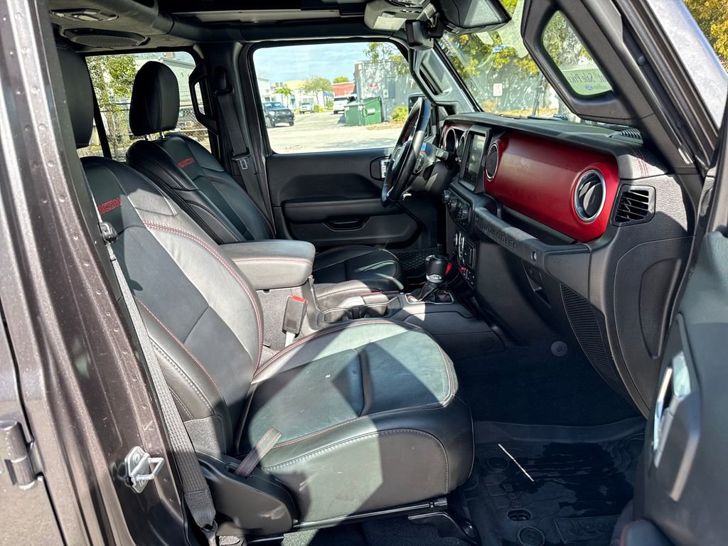 Used 2021 Jeep Wrangler Unlimited Rubicon image 24