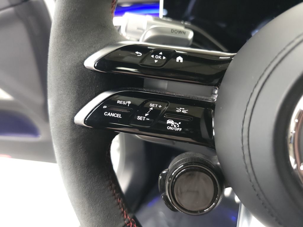 Used 2024 Mercedes-Benz S 63 AMG S w/ Carbon Fiber Exterior Package image 11