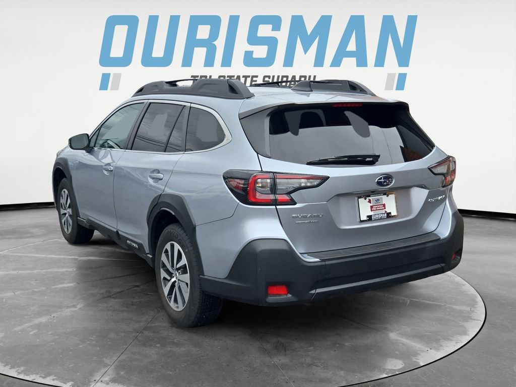 Certified 2024 Subaru Outback Premium image 4