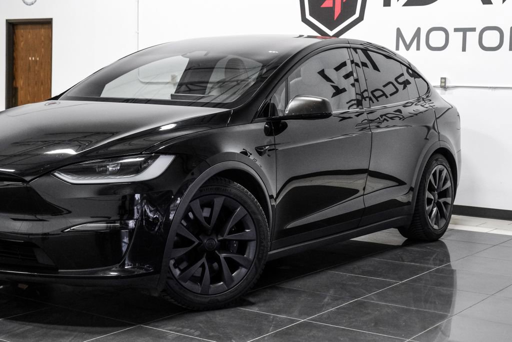 Used 2023 Tesla Model X image 10