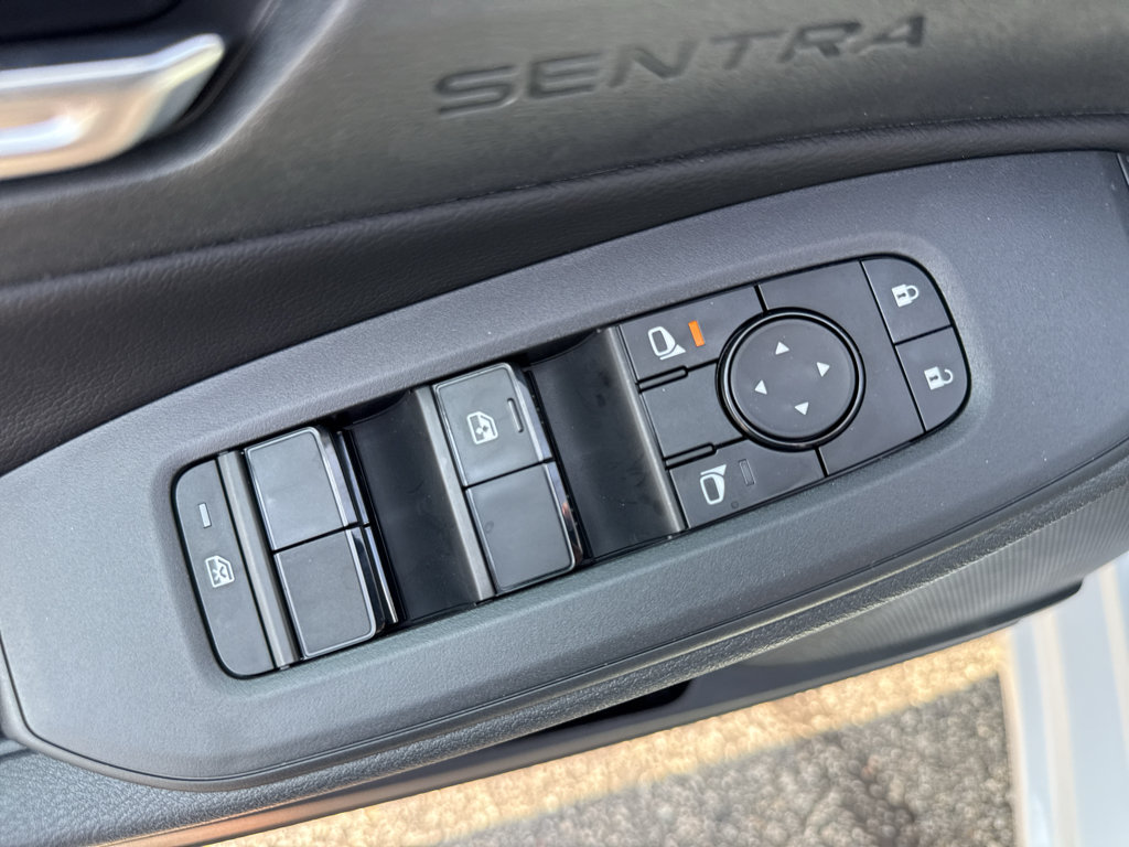 New 2027 Nissan Sentra SV FWD image 11