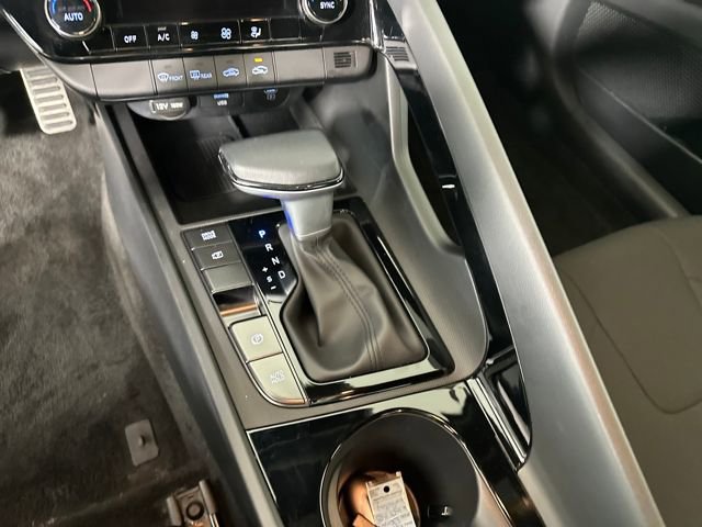 Certified 2025 Hyundai Elantra SEL image 51