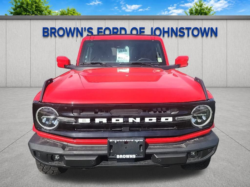 Used 2023 Ford Bronco Outer Banks AWD/4WD image 2
