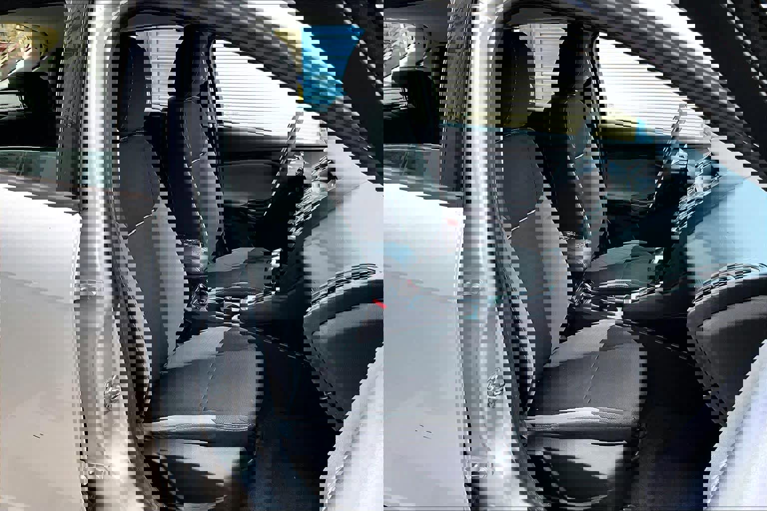 Used 2013 Ford Focus SE image 8