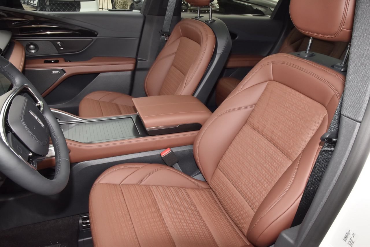 New 2026 Lincoln Nautilus Reserve w/ Jet Appearance Package AWD/4WD image 62