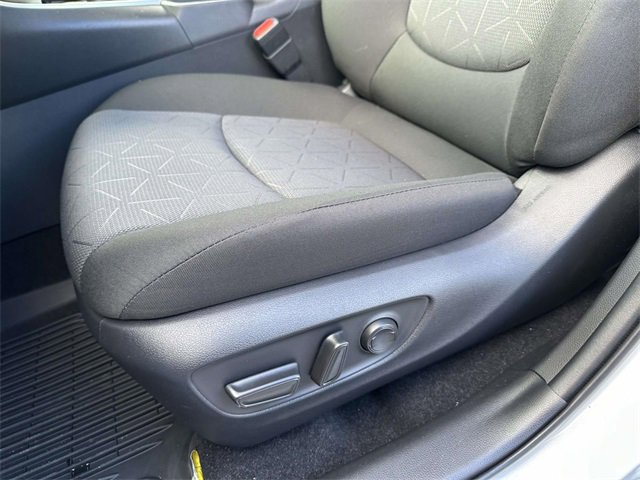 Used 2025 Toyota RAV4 XLE image 17