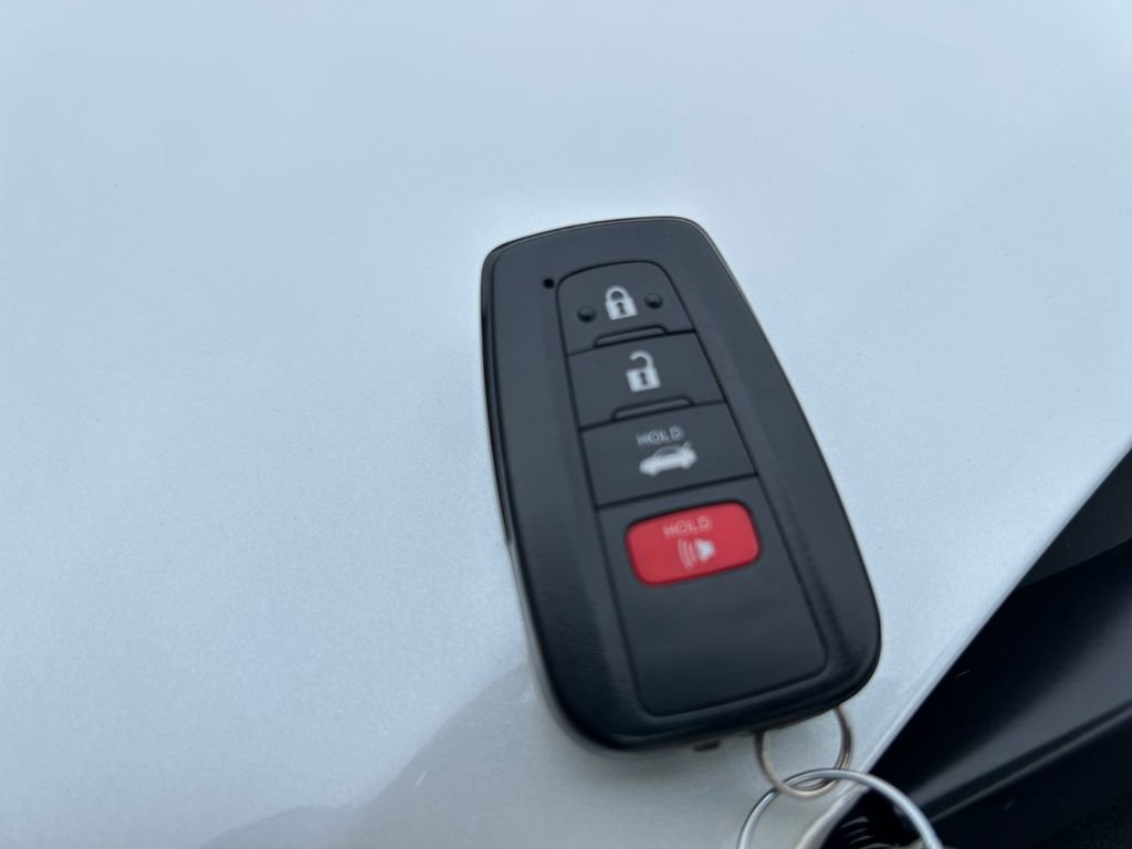 Used 2023 Toyota Camry XSE w/ Navigation Package image 33
