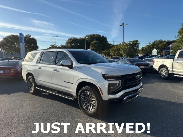 Used 2025 Chevrolet Suburban Z71 w/ Comfort Package