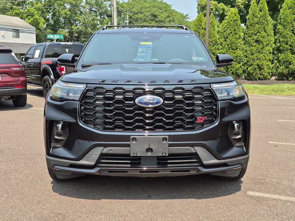 Certified 2025 Ford Explorer ST AWD/4WD image 6