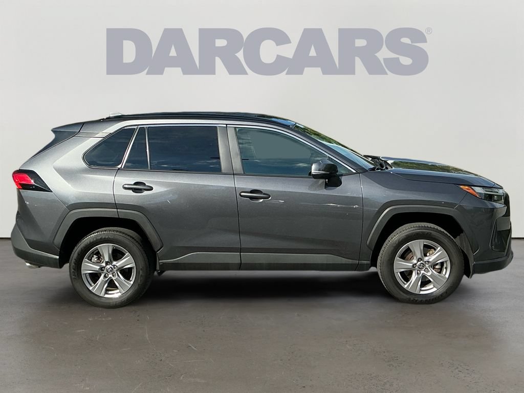 Used 2025 Toyota RAV4 XLE AWD/4WD image 8