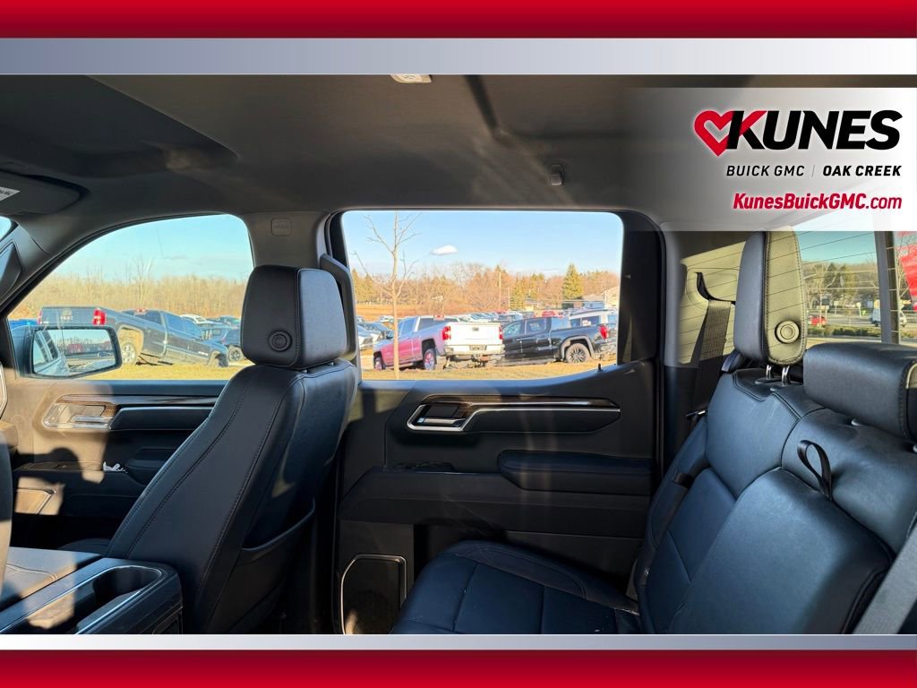 Used 2025 Chevrolet Silverado 1500 LT w/ Leather Package image 9