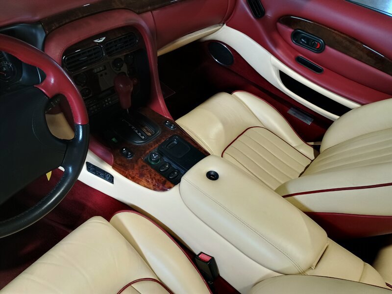 Used 1997 Aston Martin DB7 Volante RWD image 18