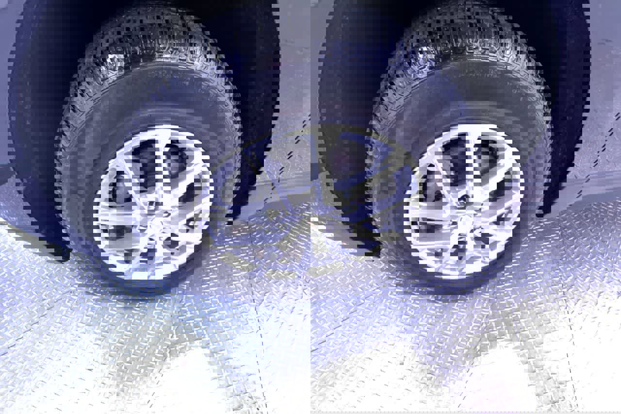 Used 2023 Chevrolet Equinox LT image 10