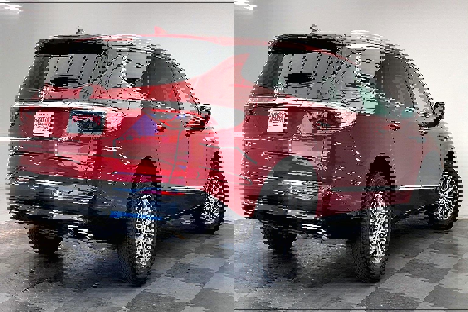 Used 2023 Buick Enclave Essence image 13