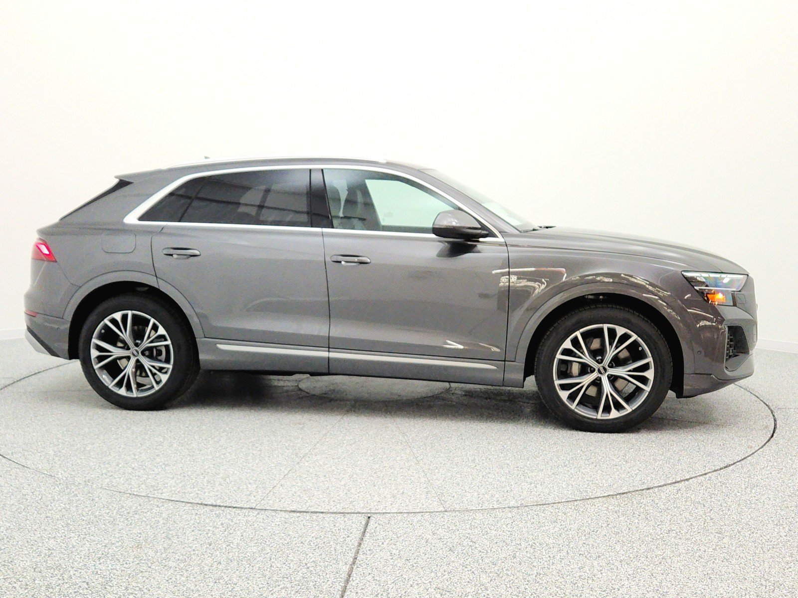 New 2026 Audi Q8 Premium Plus AWD/4WD image 4