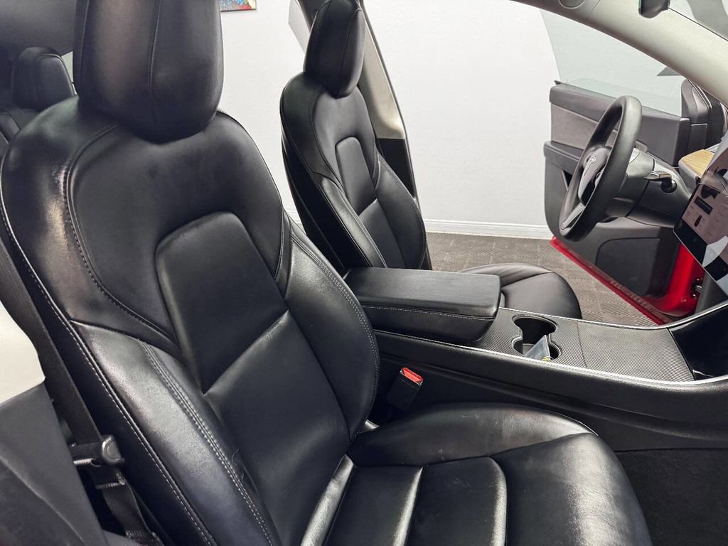 Used 2021 Tesla Model Y Long Range image 55