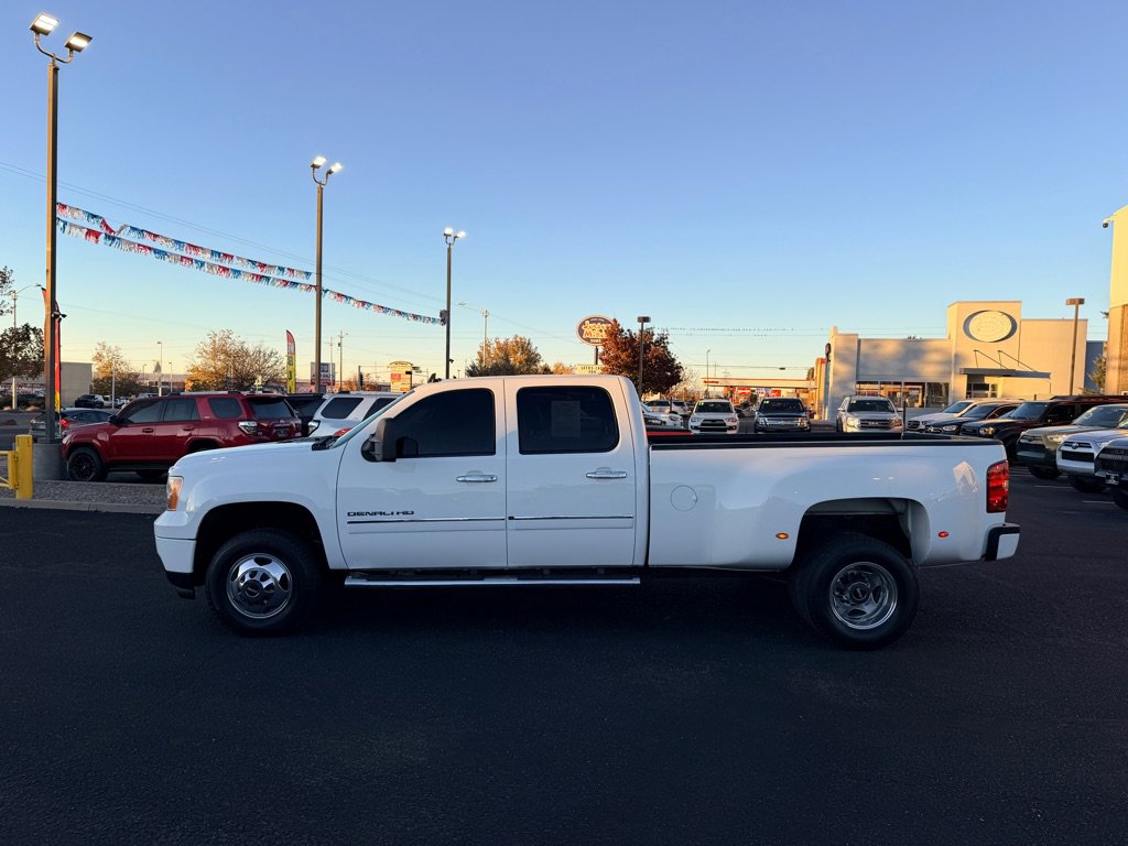 Used 2013 GMC Sierra 3500 Denali image 34