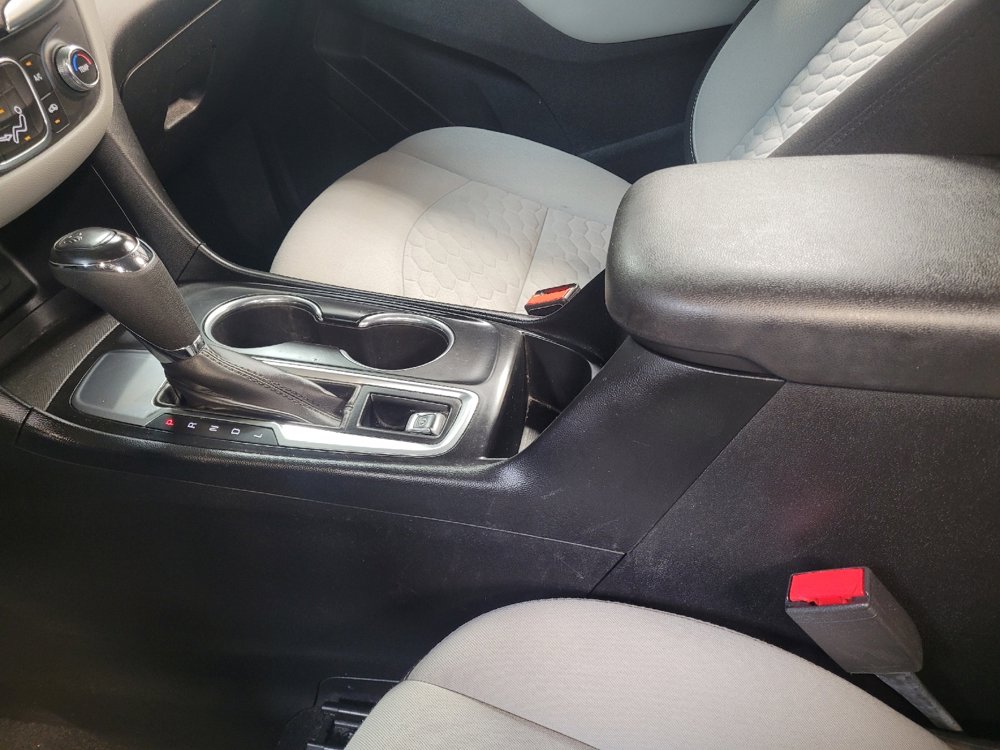 Used 2019 Chevrolet Equinox LT image 26