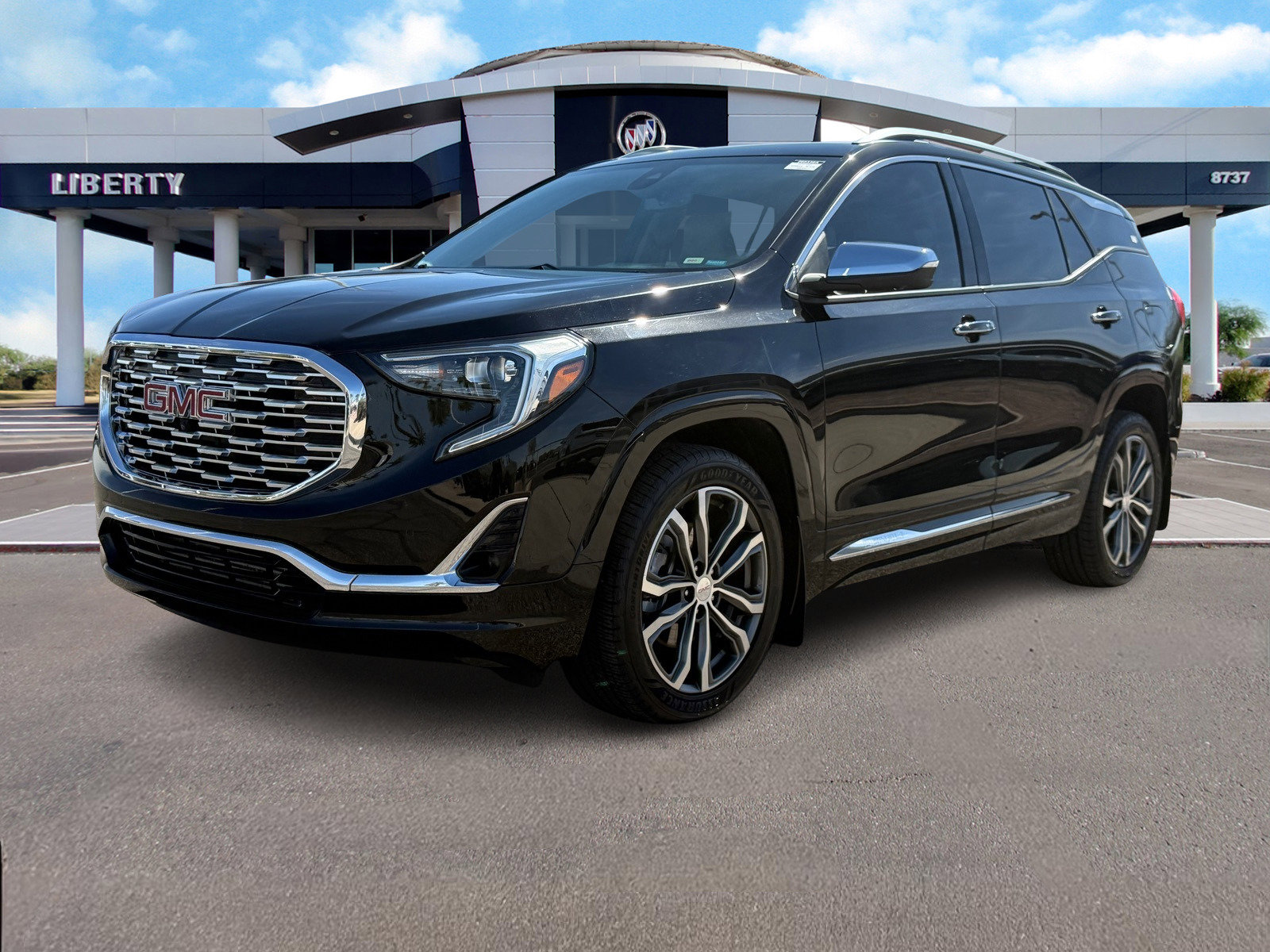 Used 2019 GMC Terrain Denali w/ Advanced Safety Package image 8