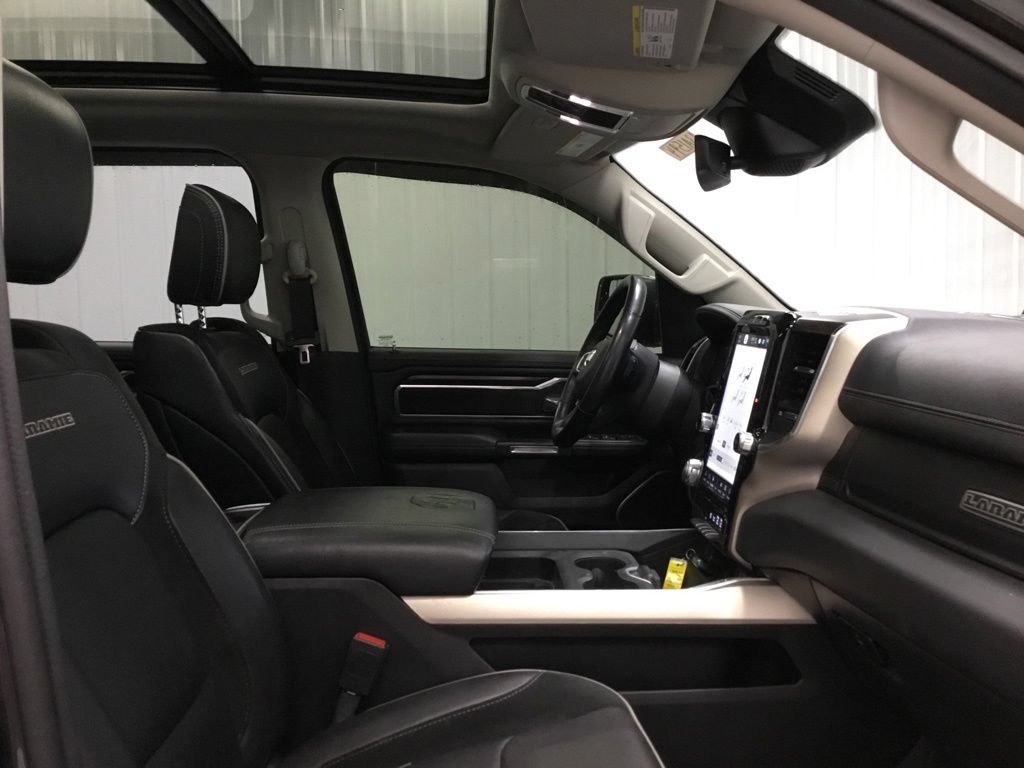 Used 2022 RAM 1500 Laramie AWD/4WD image 21