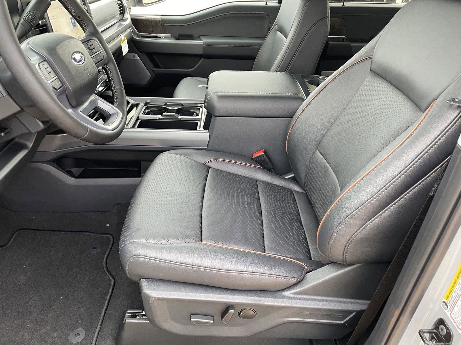 New 2026 Ford F250 Lariat w/ Chrome Package image 11