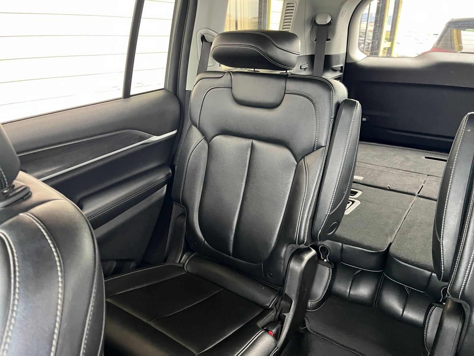 Used 2023 Jeep Grand Cherokee L Limited image 40