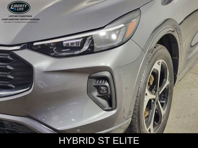 Used 2025 Ford Escape ST-Line Elite w/ Premium Technology Package AWD/4WD image 9