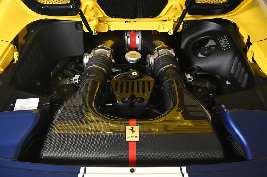 Certified 2015 Ferrari 458 Speciale A RWD image 5