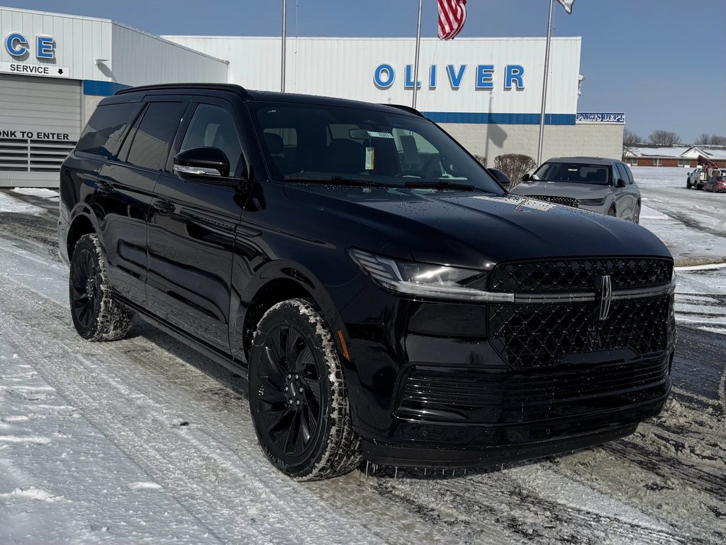 New 2026 Lincoln Navigator Reserve w/ Jet Appearance Package image 3