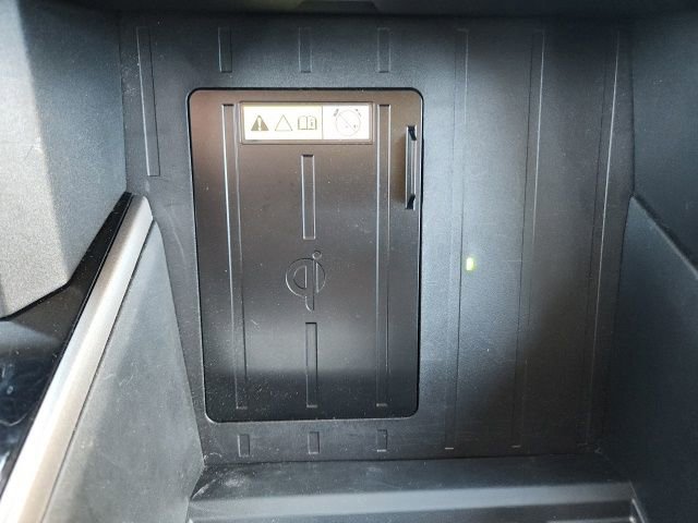 Used 2022 Toyota Tundra Limited image 25