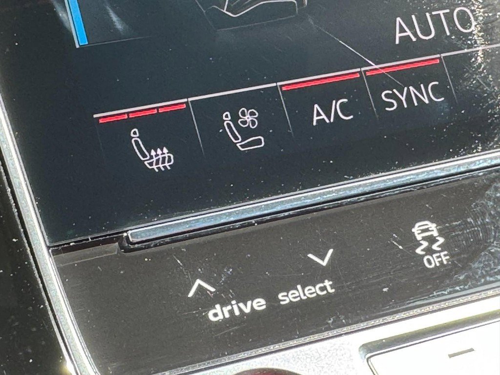 Used 2024 Audi SQ8 Premium Plus image 20