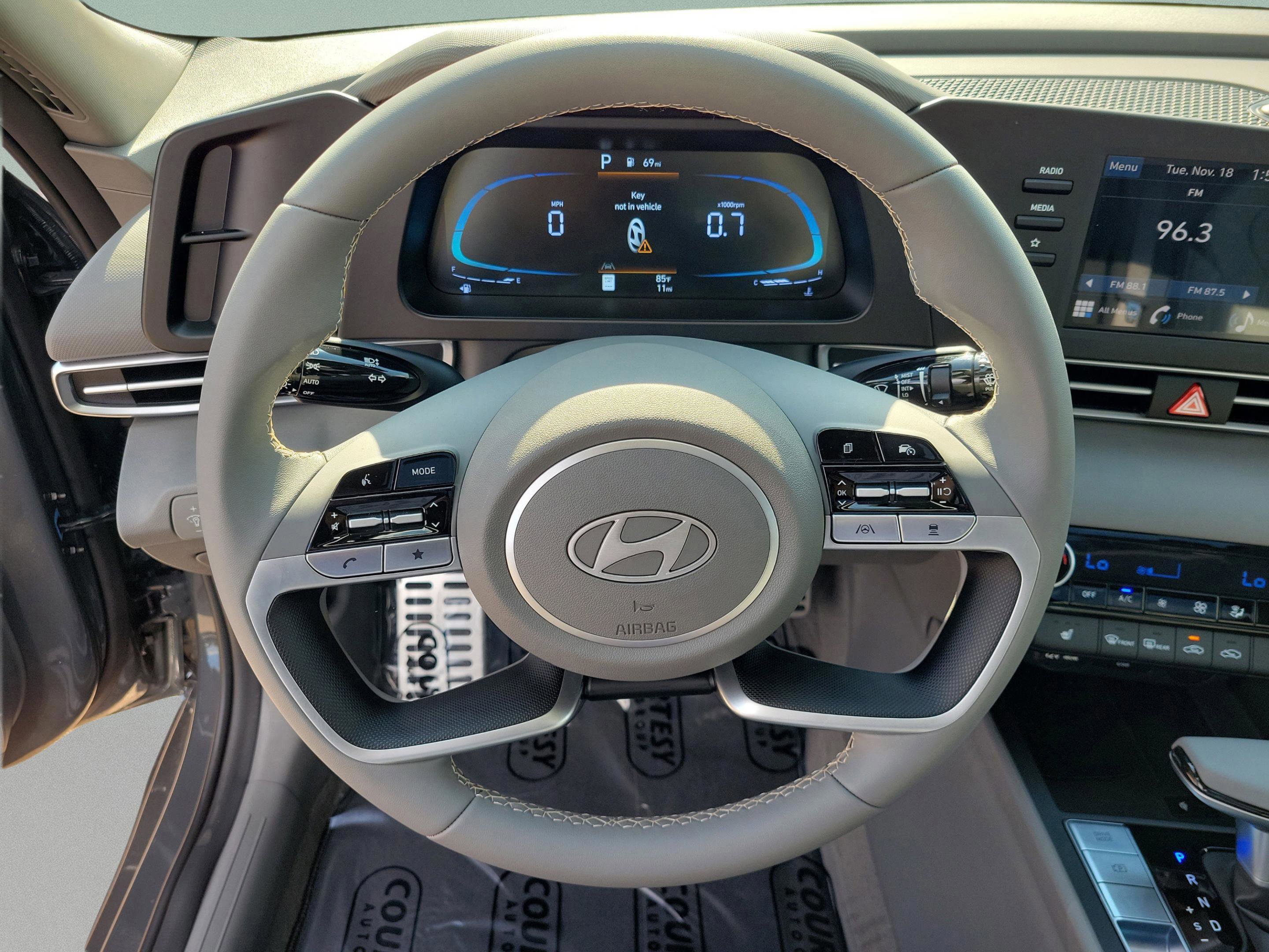 New 2026 Hyundai Elantra SEL Sport image 11