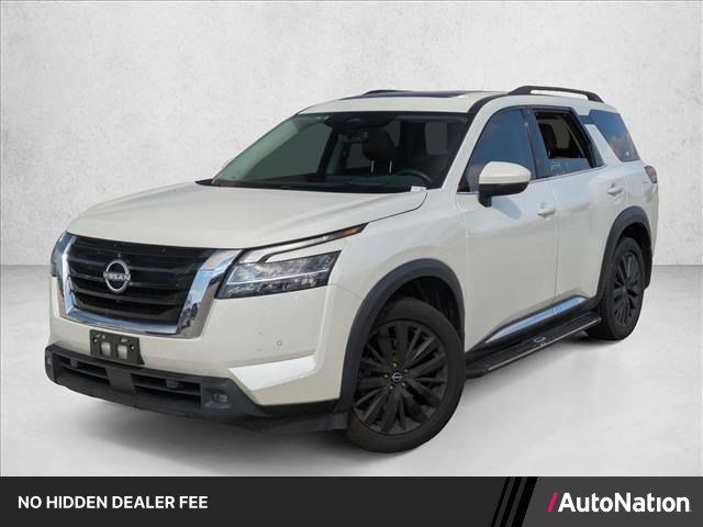 Used 2022 Nissan Pathfinder Platinum w/ Cargo Package FWD image 1