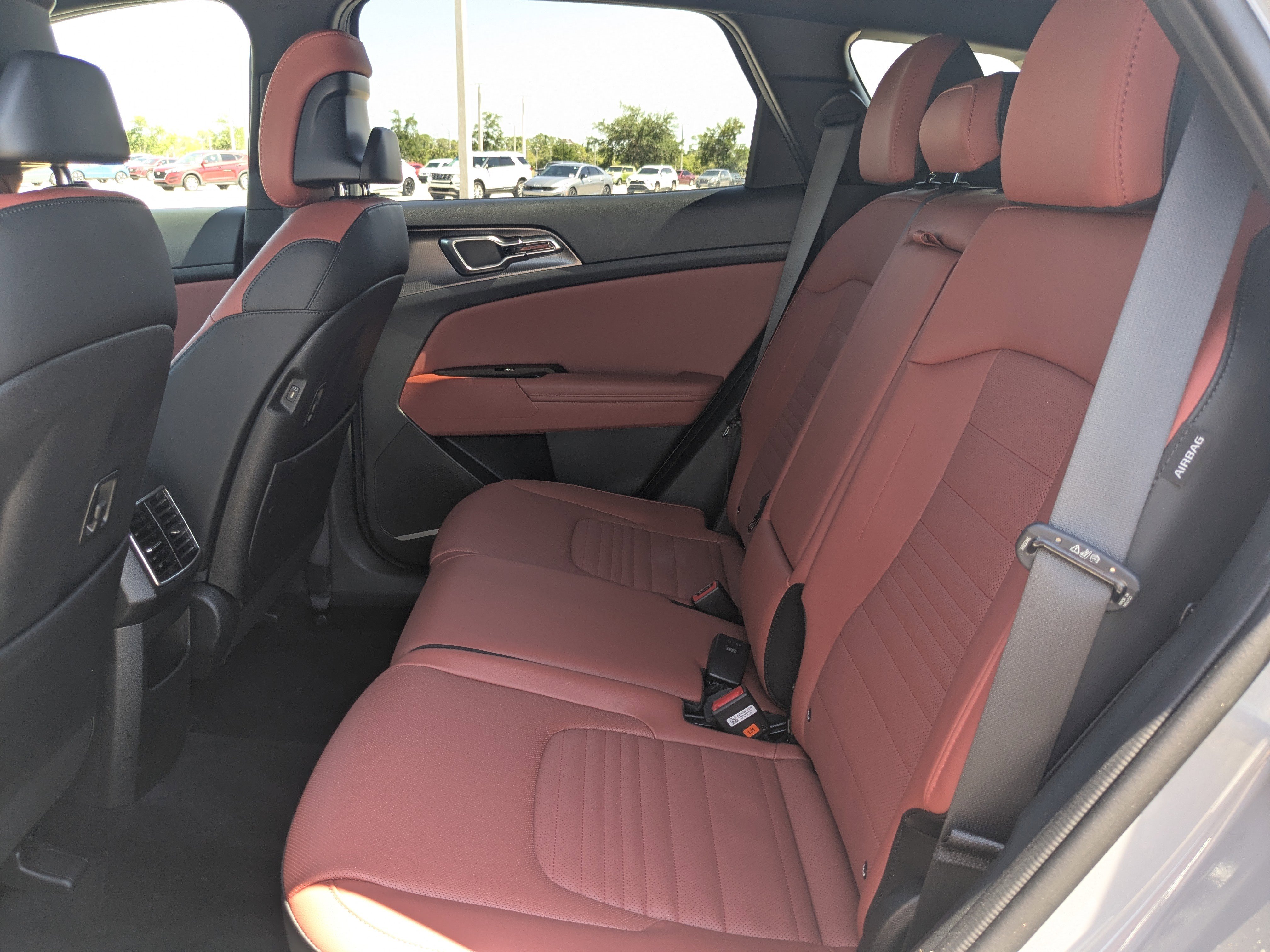 Certified 2024 Kia Sportage SX FWD image 17
