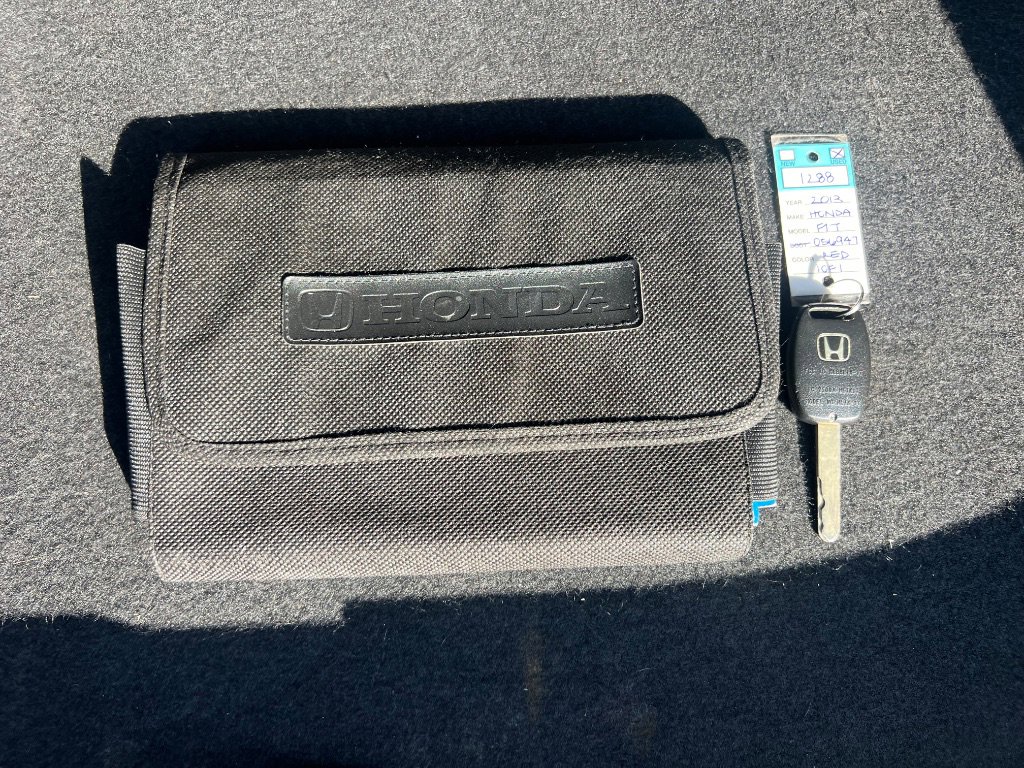 Used 2013 Honda Fit Sport image 40