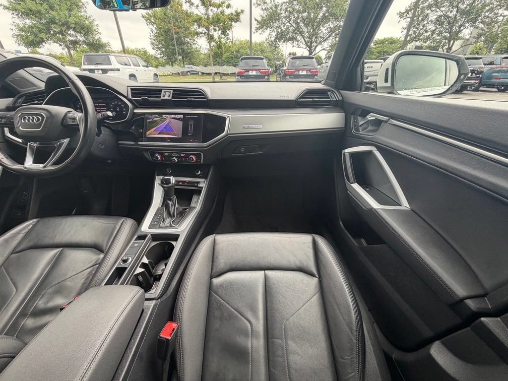 Used 2024 Audi Q3 2.0T Premium AWD/4WD image 19