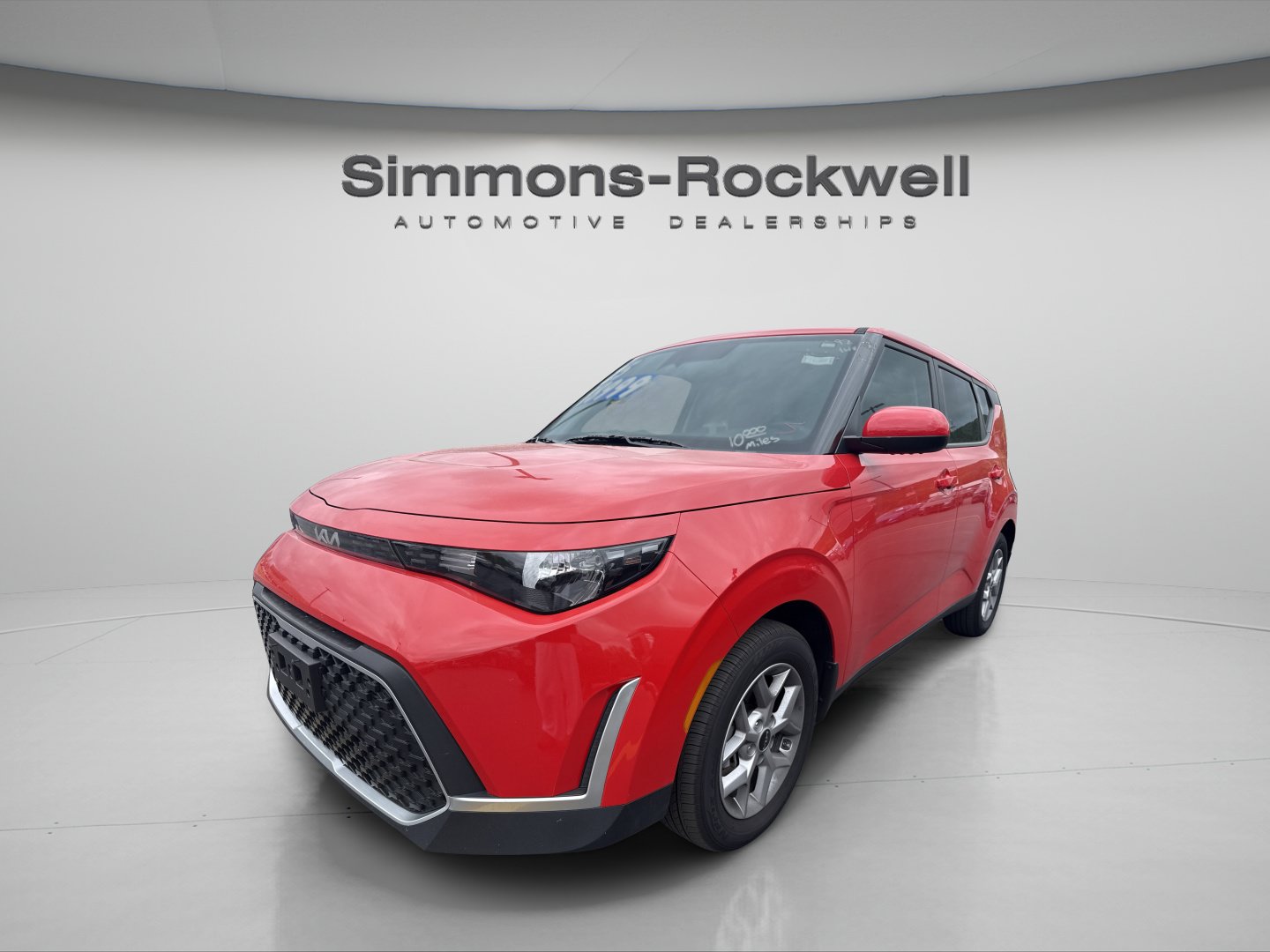 Used 2025 Kia Soul LX w/ LX Technology Package FWD image 1