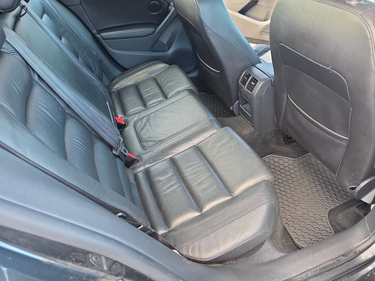 Used 2012 Volkswagen GTI 4-Door image 10