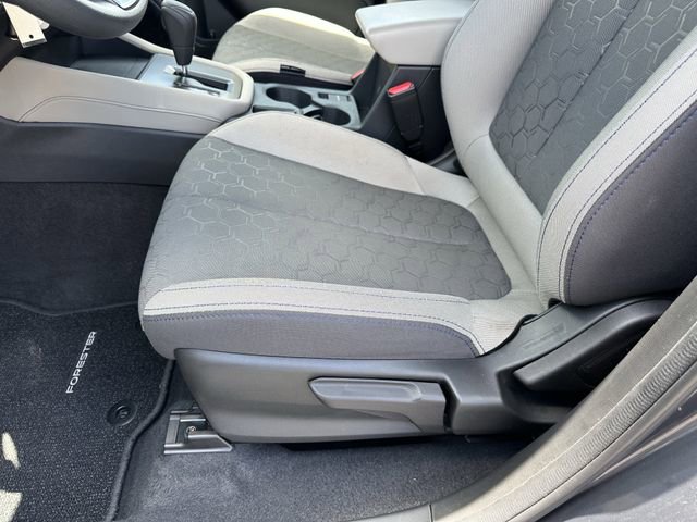 Used 2025 Subaru Forester AWD/4WD image 28