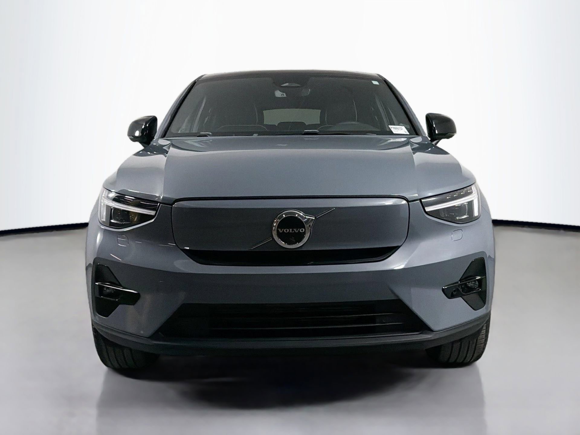 Certified 2023 Volvo C40 P8 Recharge Ultimate image 2